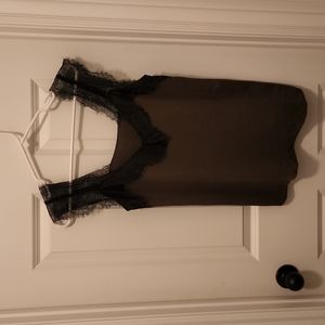 Olive green tanktop with black lace detail